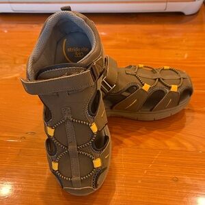 Stride Rite 360 Boys’ Sandals – Size 13M (Brown/Yellow) – NEW (No Box/Tags!)